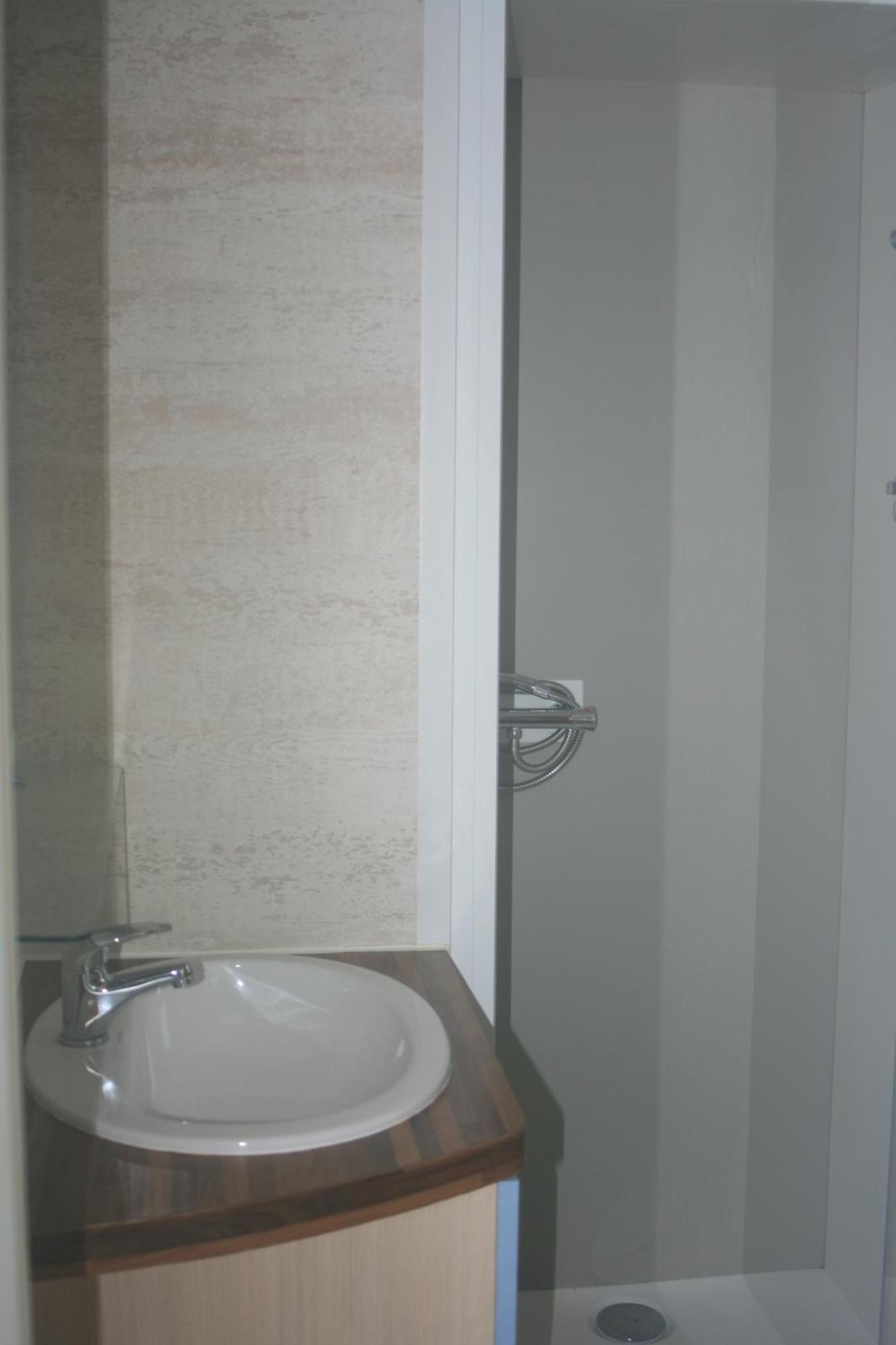 Mobil-home 6 Personnes 3 *