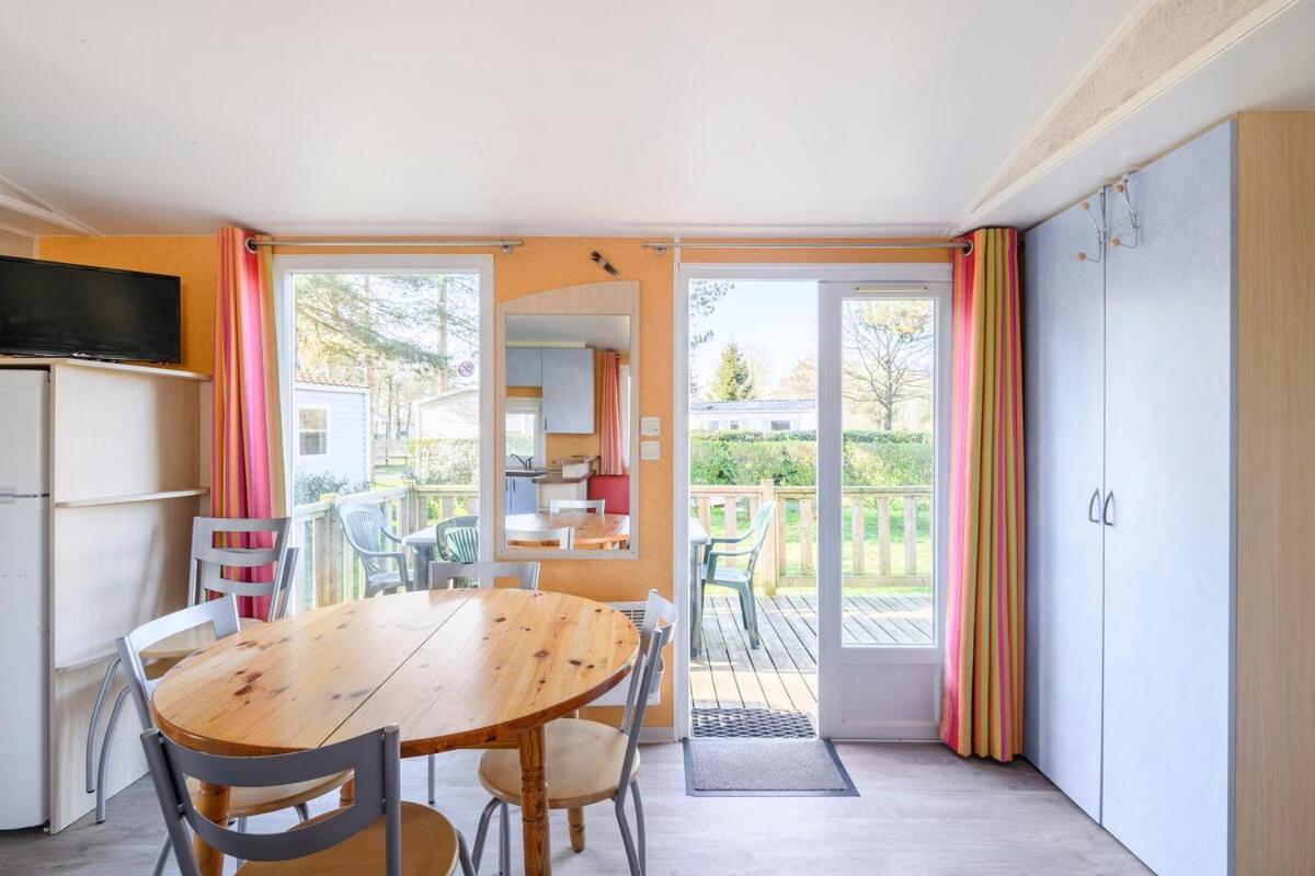 Mobil-home 6 Personnes 3 Camping *